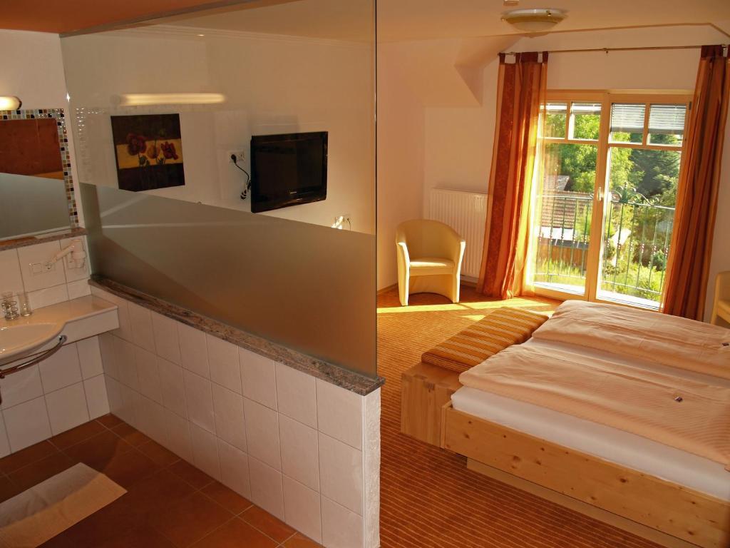 Landhotel Mariensaeule Wernstein am Inn 客房 照片