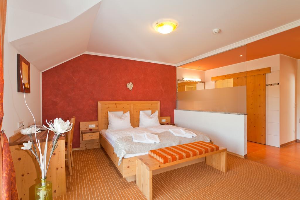 Landhotel Mariensaeule Wernstein am Inn 外观 照片
